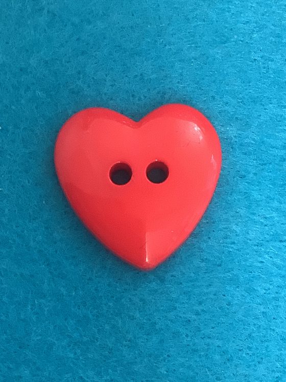 Red Heart Buttons 23mm SALE was 18p now 9p each - The Dropped Stitch